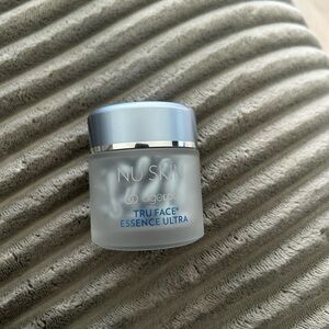 NUSKIN ageLOC® Tru Face® Essence Ultra